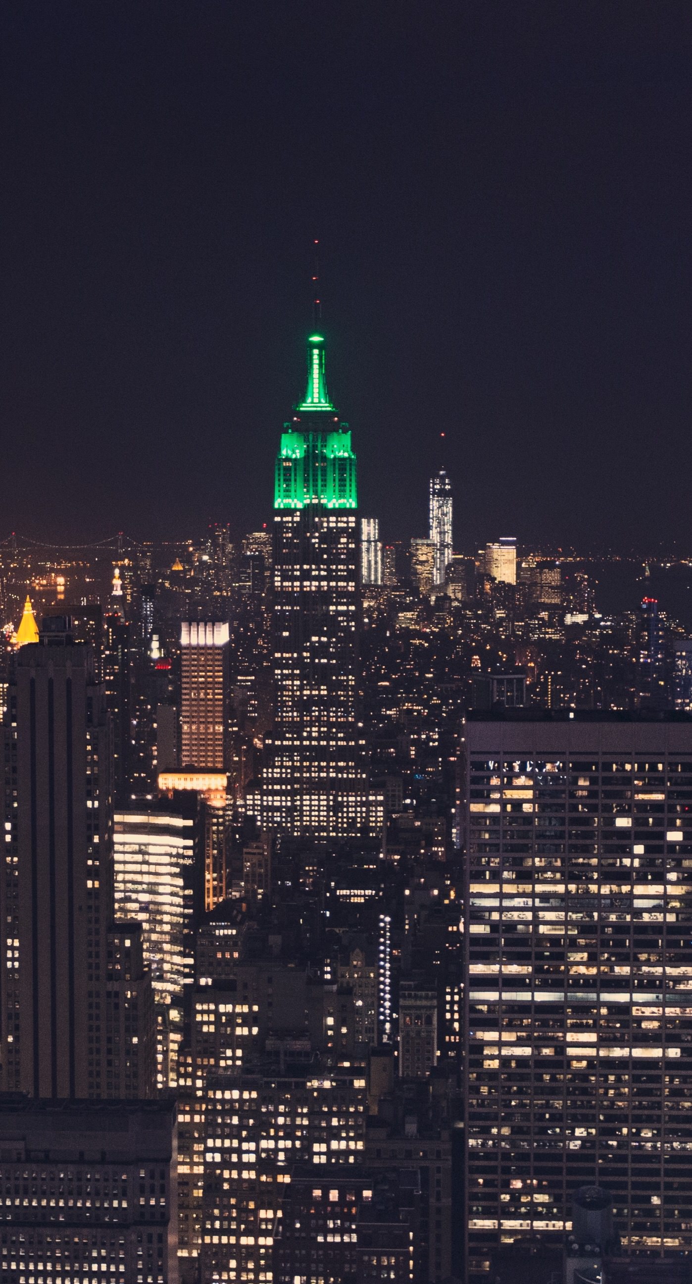 Landscape New York night scene Empire State Building   iPhone8Plus